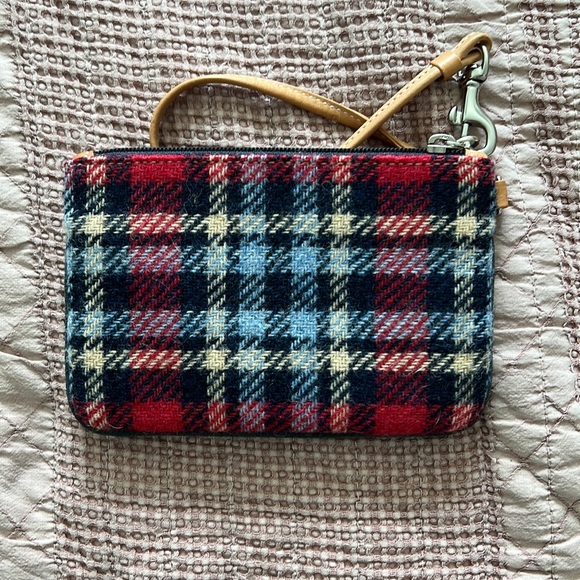 Coach plaid wristlet - Picture 3 of 5